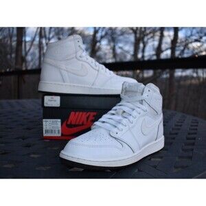 Nike Air Jordan 1 Retro High OG 'Perforated' 2017  575441-100  Youth Size 7Y